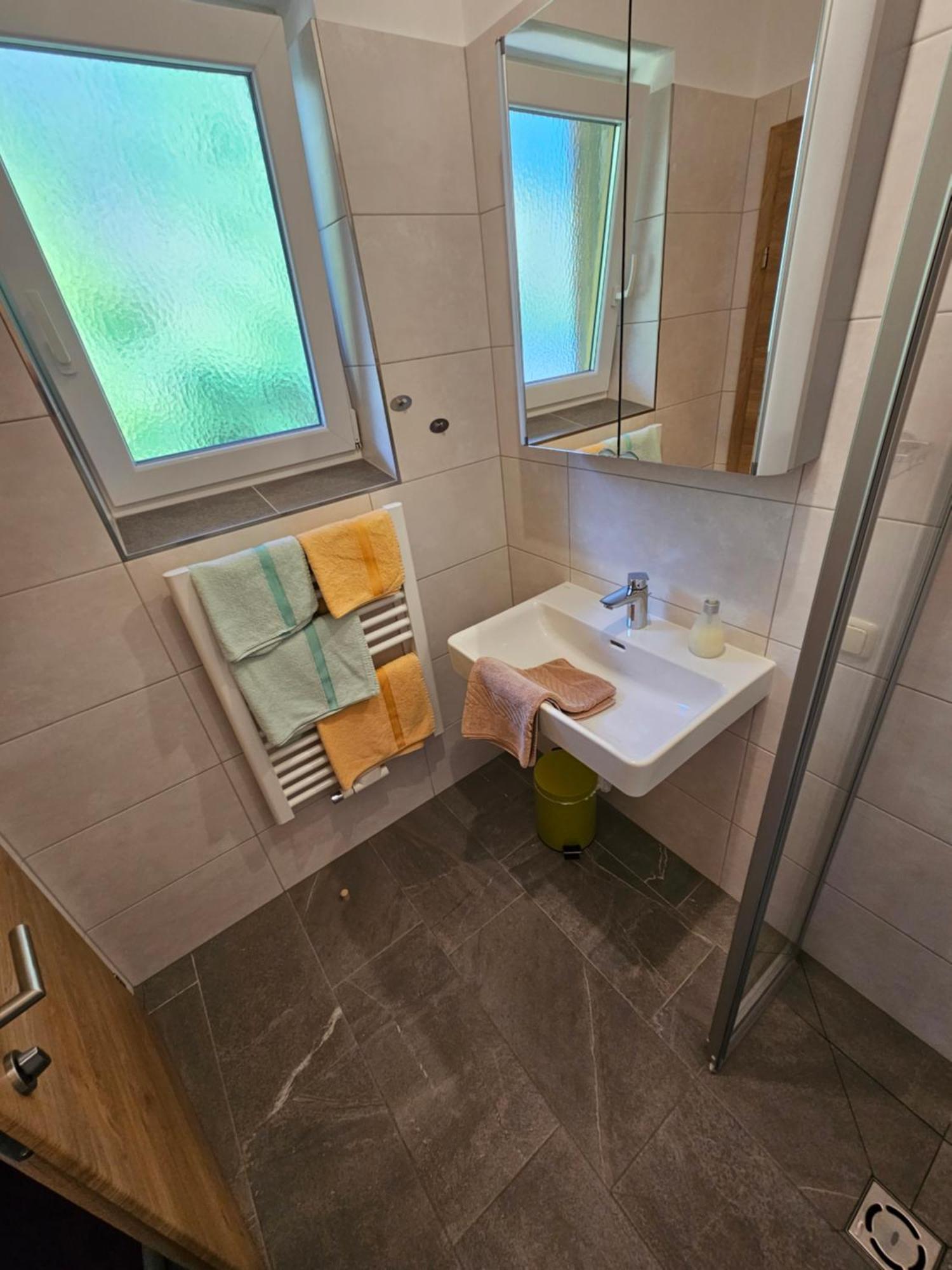 Pension Appartement Ambrosi Хайлигенблут Екстериор снимка